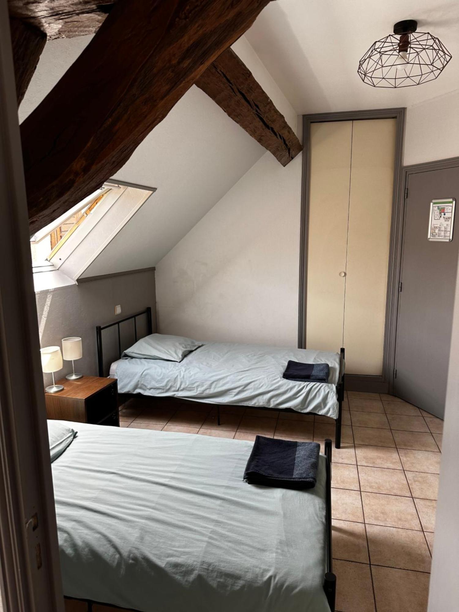 C80 By Crep80 Hotel Avallon Bagian luar foto